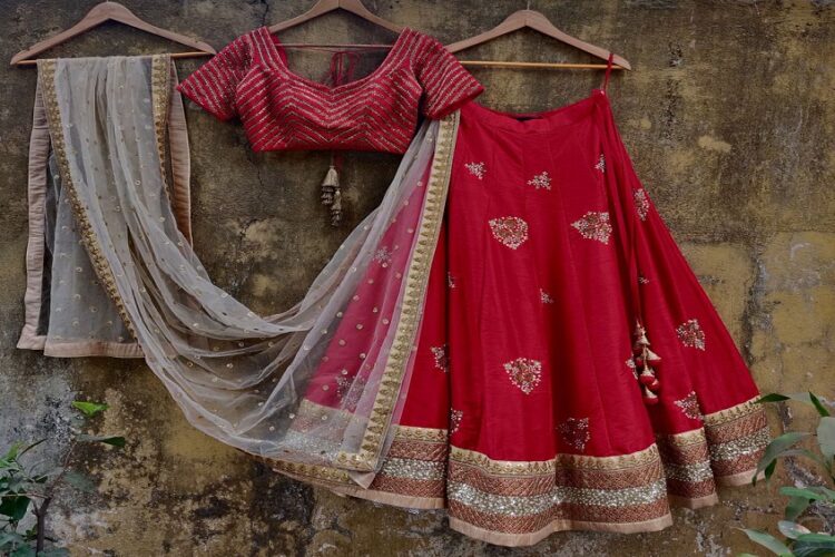 designer lehenga